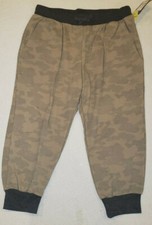 Boy's Art Class Camo Pull On Drawstring Waist Mid Calf Lounge Pants Sizes M, XL