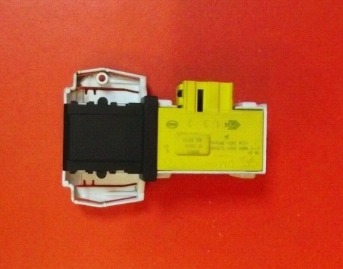 Waschmaschine HOOVER DYN8163D8X/1-80 TÜRSCHLOSS