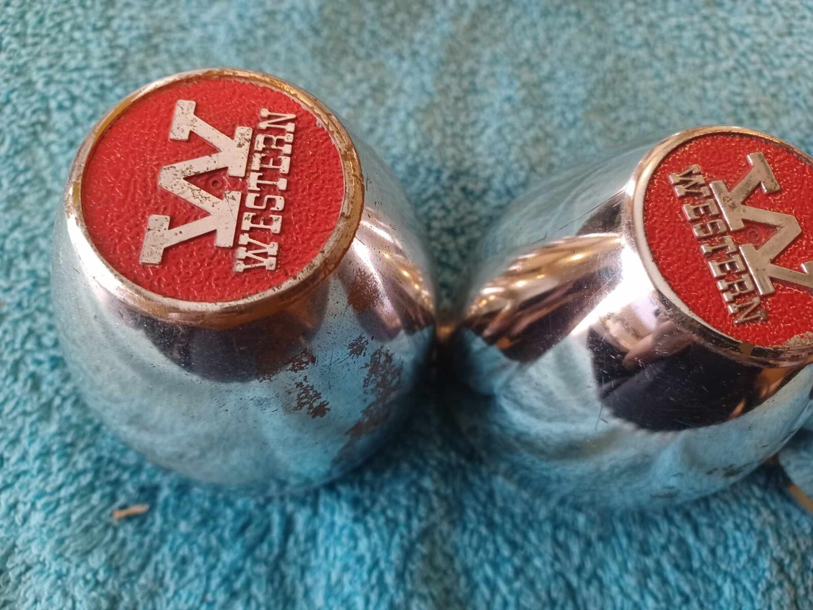 Western Wheel Center Cap x 3 VINTAGE Chrome with Emblem fits a 3.17