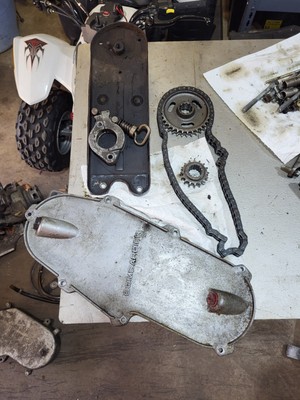 Vintage Skidoo Snowmobile Citation Chaincase Cover Gears Chain Sprockets Support