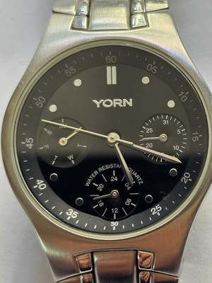 YORN-Quartz- Damenuhr-läuft  perfekt-neuwertig-