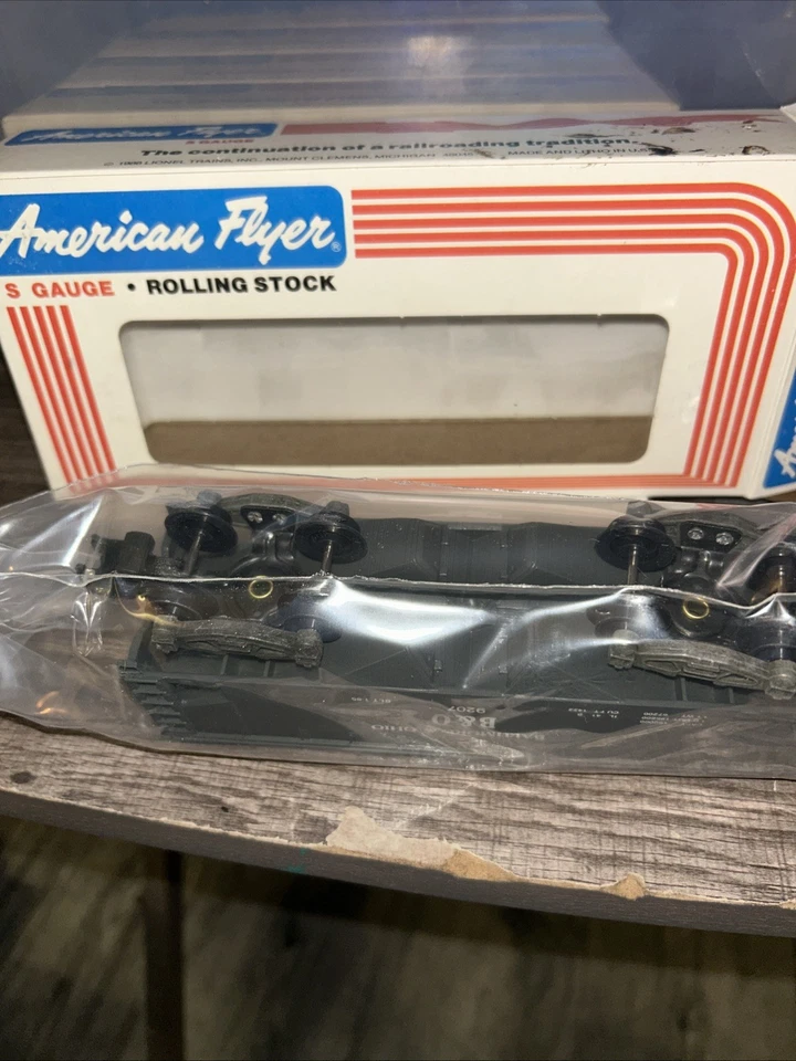 Amer Flyer 4-9207 B&O Covered hopper New In Original Packaging - Image 4 of 4