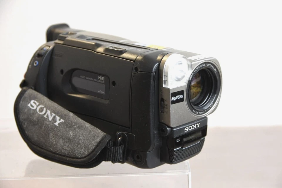 Sony Handycam CCD-TRV80 Hi8 Video Camcorder Digital8 Tape Player Japan - Image 4 of 4