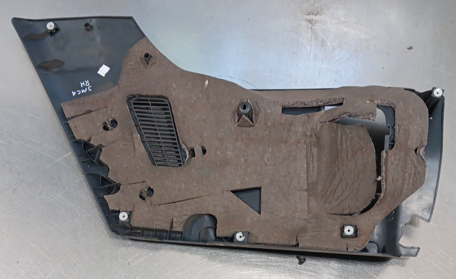 SMART FORTWO 2009 BRABUS RIGHT HAND LUGGAGE COMPARTMENT SIDE COVER A451 692 02 0