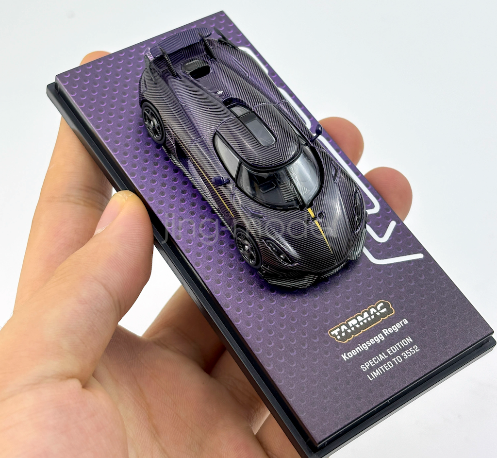 Tarmac 1:64 Scale Purple Carbon Regera Limited Sports Model
