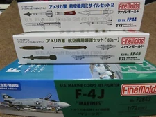 Fine molds 1/72  F-4J  `MARINES' (72843) & WEAPON (Bomb FP45 , Missile FP44) SET