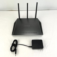 Netgear Nighthawk AC1750 Smart WiFi Router Model R6700 w/ Power Cord Powers On