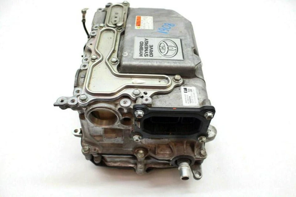 2012-2016 Toyota Prius C VIN B3 7th & 8th Digit Hybrid DC Converter Inverter - Image 2 of 4