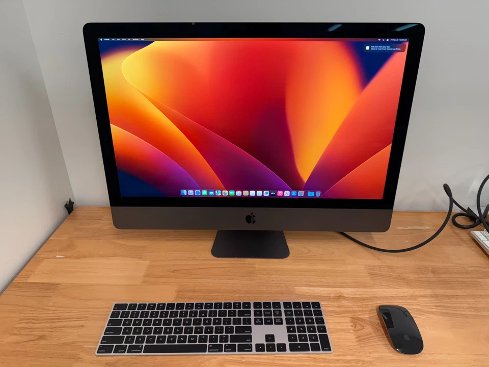 Apple 2017 iMac Pro 2.5GHz 14-Core Xeon W 64GB RAM 1TB SSD Vega 56 8GB - READ - Image 2 of 4