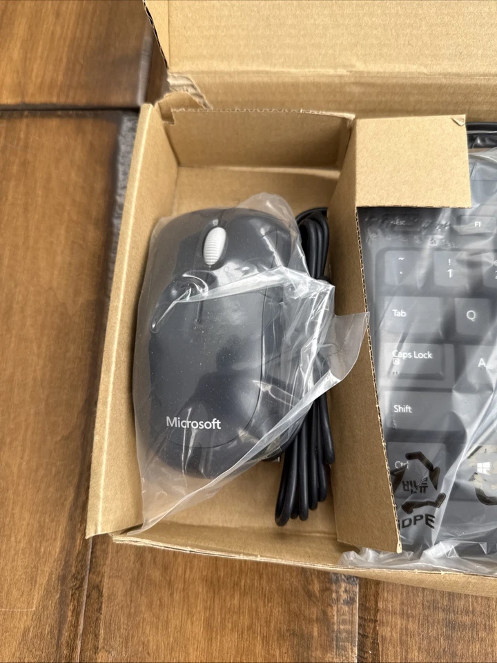 Microsoft Wired Keyboard 400 for SOHO w/Mouse USB 1576 1113 1621 5MH-00001 LOT - Image 2 of 4