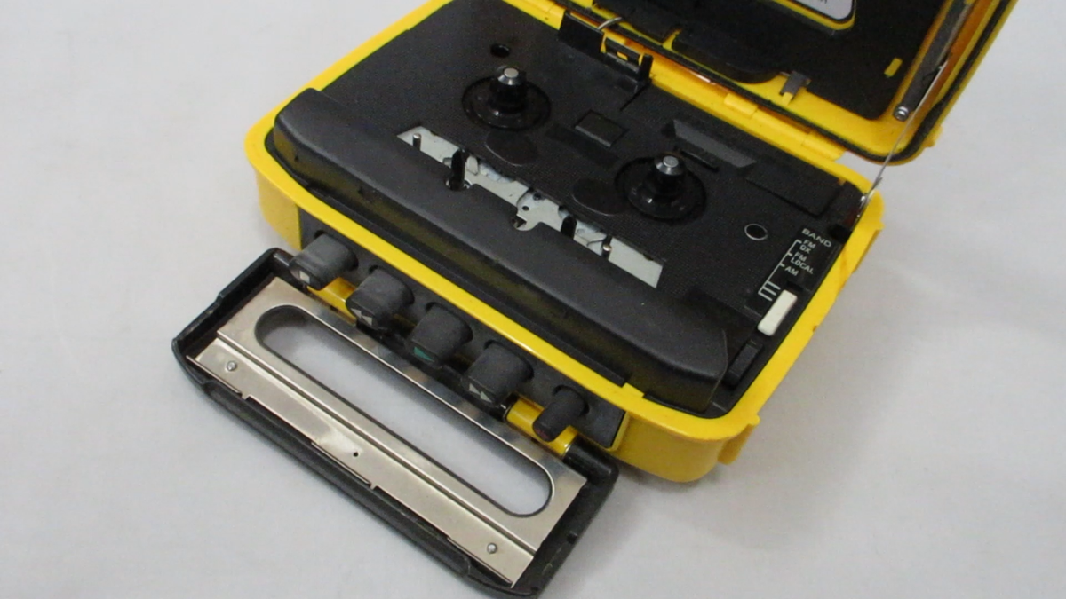 Sony Sports Walkman WM-AF59 AM/FM Radio Cassette Player Tape