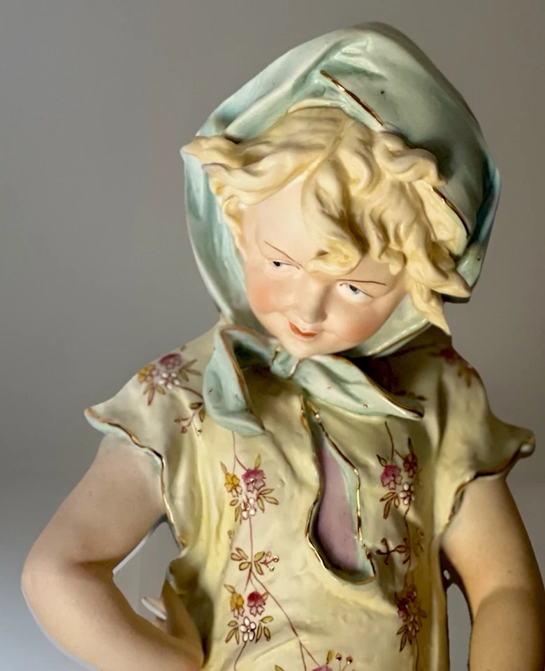 Vtg 16″ Capodimonte Porcelain Girl Figurine Gilt Trim J. Morie #7400 Italy Mint - Image 2 of 4