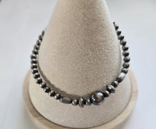 Bracciale elastico in argento sterling con perle Navajo con perline rotonde e piattino