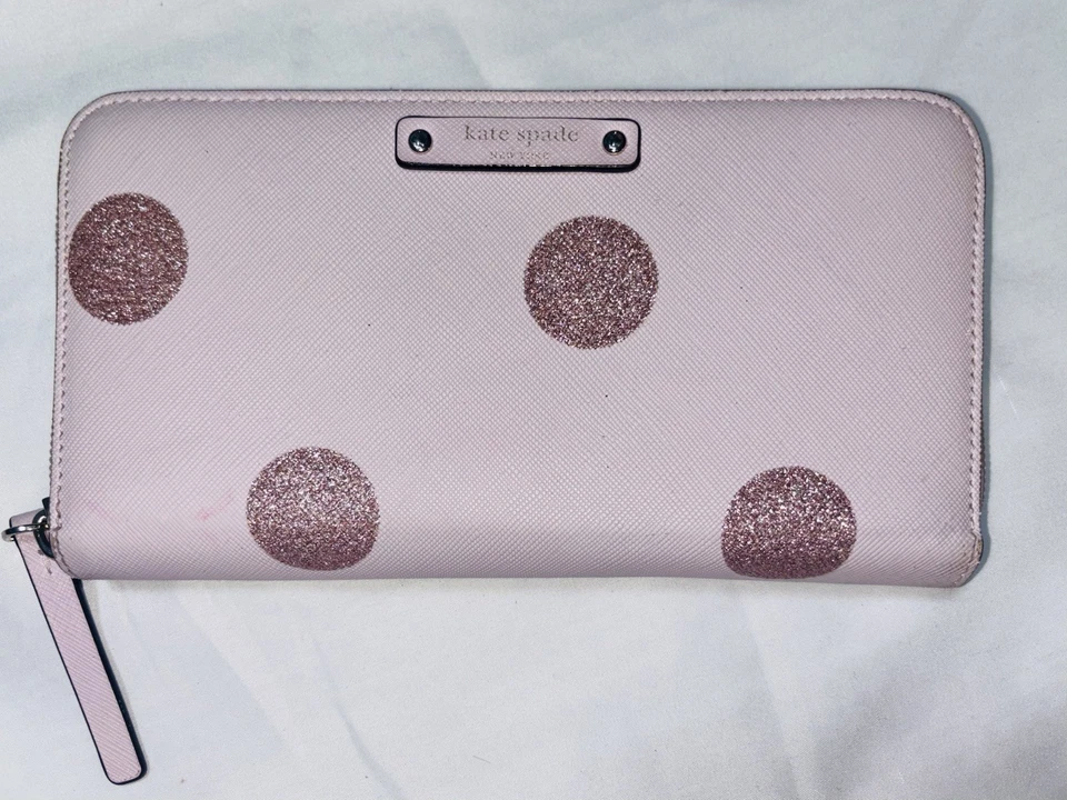 Cartera Kate Spade Lila Street Dot Lacey Rosa Oro Charol Cremallera Alrededor Foto 2 de 4