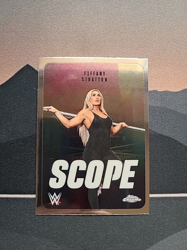 2026 Topps Chrome WWE TIFFANY STRATTON #SCO-2 Scope Insert ๐ฅ