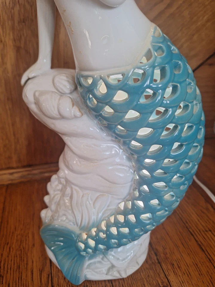 Mesa Sirena Acento Cerámica Luz Nocturna Playa Náutica Escala Abierta Patrón Cola Foto 2 de 4