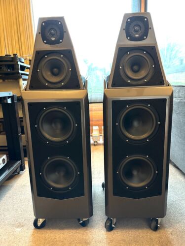 WILSON AUDIO SASHA 2 SPEAKERS, EXCELLENT CONDITION, AUTHORISED DEALER! - Picture 3 of 21