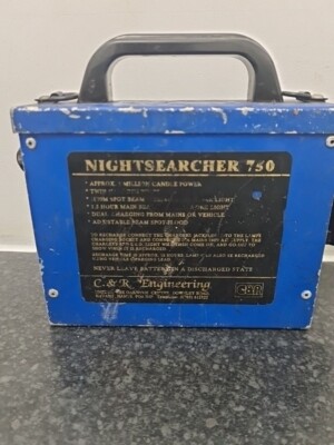 Nightsearcher 750 C & R Engineering 1 Million Candle Power 