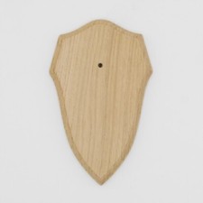 1 St&uuml;ck Troph&auml;enschild Wappenform AF 19 cm x 11 cm Eiche hell f&uuml;r Reh Troph&auml;en