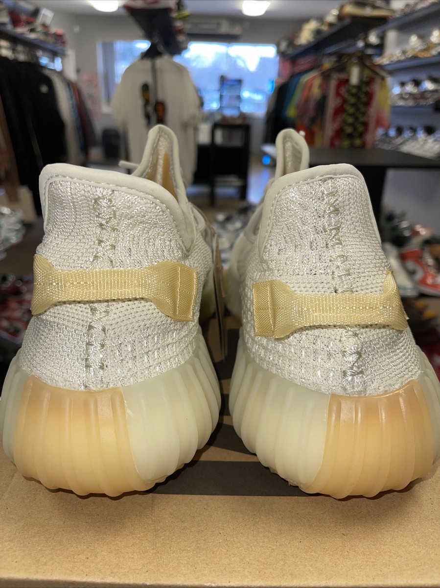 Yeezy Boost 350 V2 Light