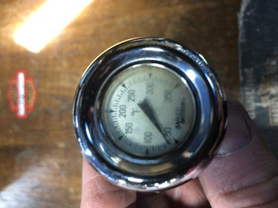 OIL DIP STICK FILLER PLUG WITH TEMP GAUGE HARLEY IRONHEAD SPORTSTER 900 1000