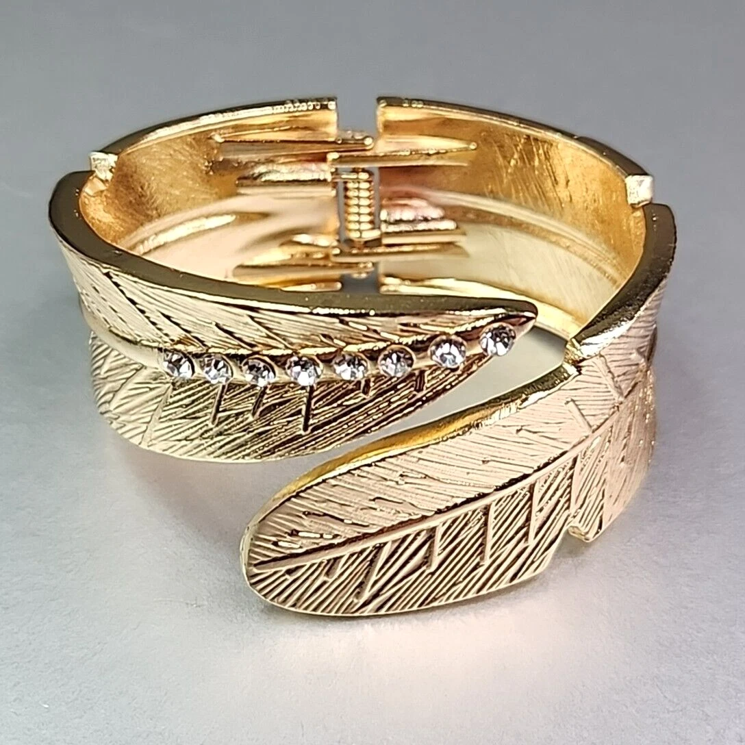 Quilted Gold Hinged Bracelet