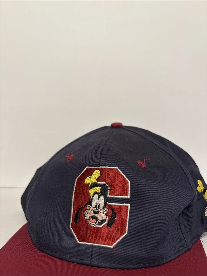Sombrero bordado vintage años 90 Disney GOOFY SnapBack Foto 2 de 4