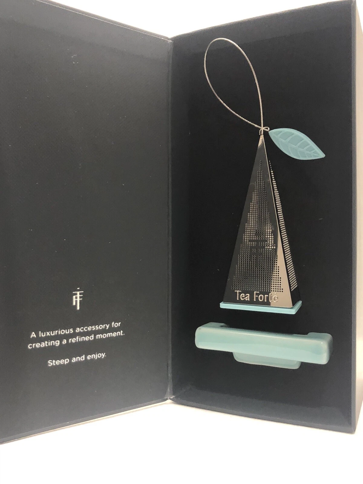 Tea Forte LUSSO Platinum Plated Tea Infuser Pyramid Turquoise Ceramic Tray -BNIB