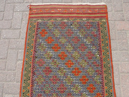 3x4 ft Turkish vintage rug - rugs for living room - Picture 3 of 10