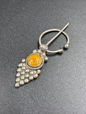 Vintage Berber Fibula Cloak Pin – Silver Tone, Amber Cabochon