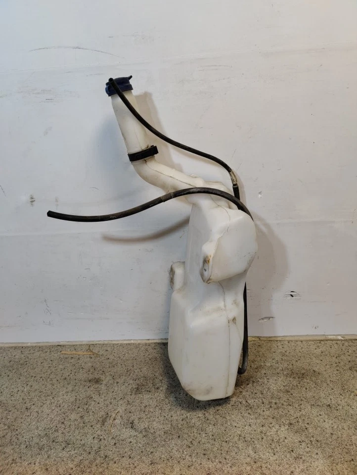 Fiat Panda 169 Washer Bottle and Pump Motor 03-11 mk2 - Image 2 of 4