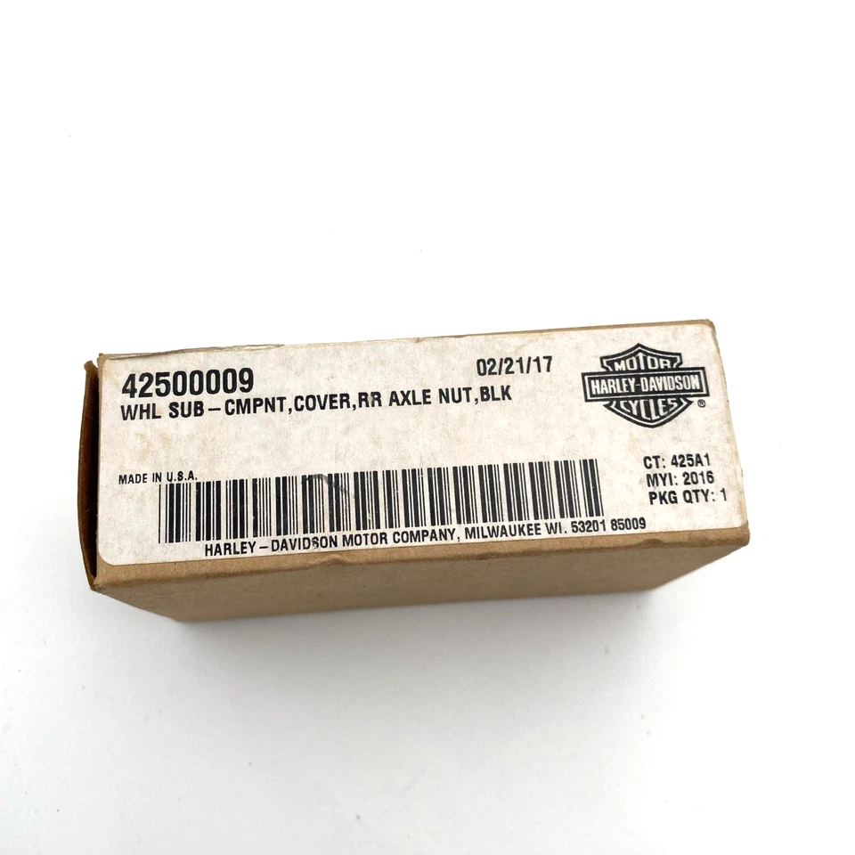 oem Harley 42500009 Black Rear Axle Nut Cover 09-11 Rocker C 13-17 CVO Breakout Foto 2 de 4