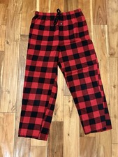 North Pole Trading Co. Men  s M Buffalo Plaid Pajama Pants