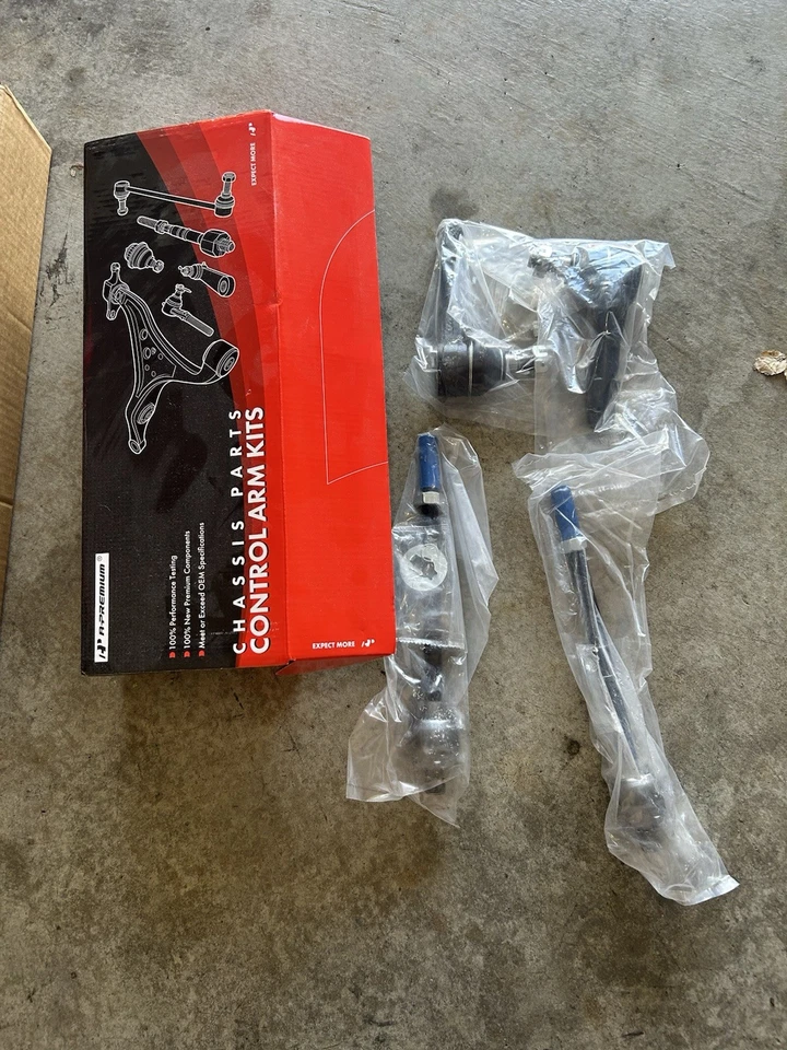 Suspensión trasera y barras de amarre interiores y exteriores Ford Ranger Foto 2 de 2