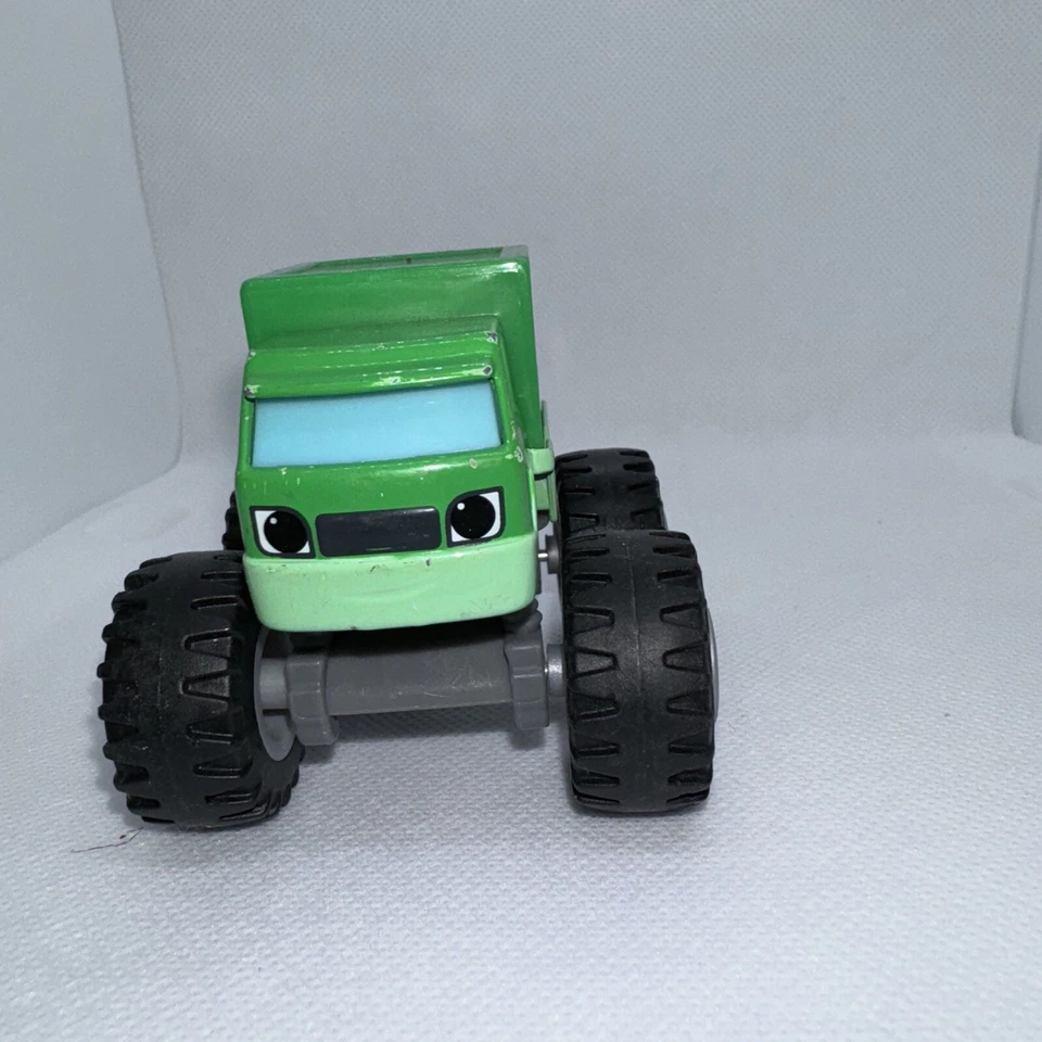 Camión de reciclaje Blaze And The Monster Machines Reese verde Monster Truck raro Foto 2 de 4