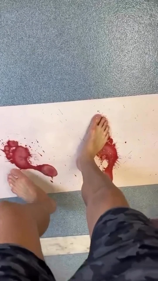 The Original Spooky Splat Mat |*NOT ACTUAL BLOOD |Water Activated Halloween 2024 - Image 3 of 4