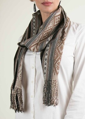 Aerin Scarf (Baby alpaca, handwoven, fair trade, Perú)