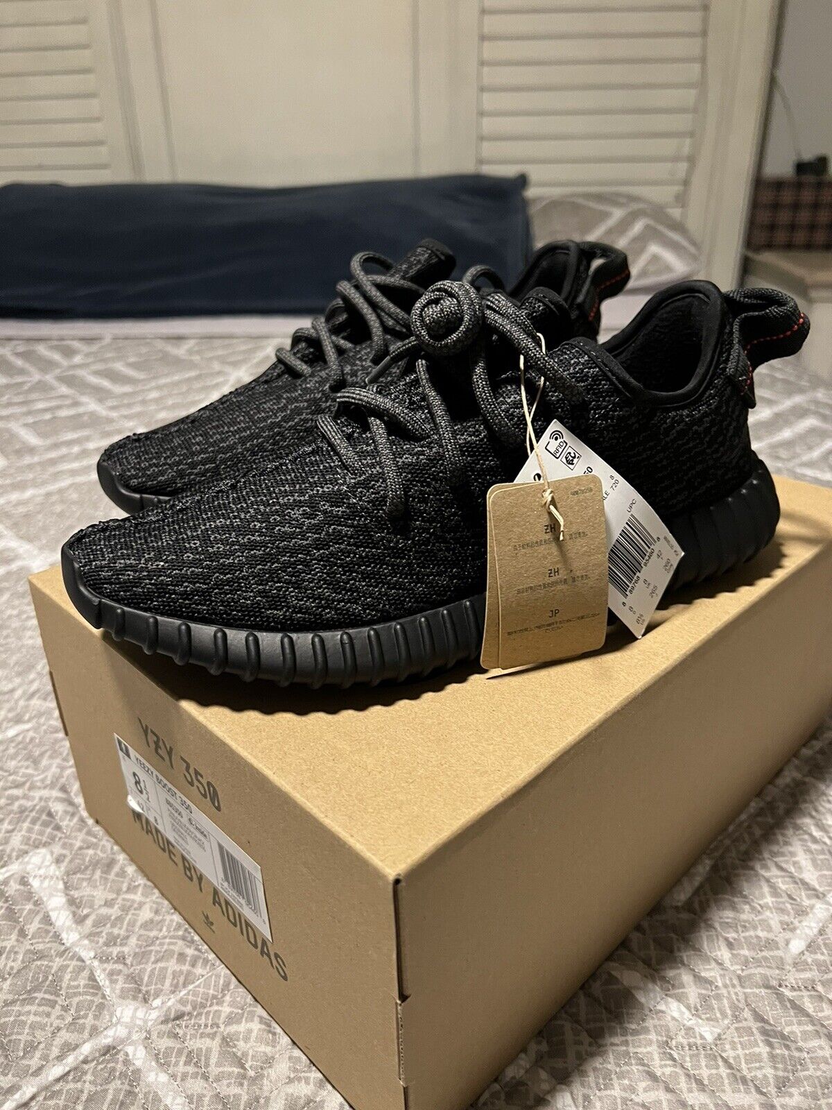 初代 yeezyboost パイレーツ