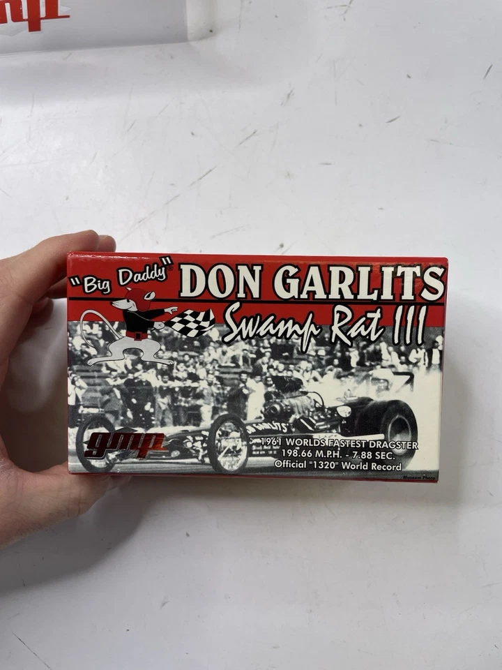 De colección Firmado Autografiado GMP "Big Daddy" Don Garlits Swamp Rat 3 1:43 con funda Foto 4 de 4