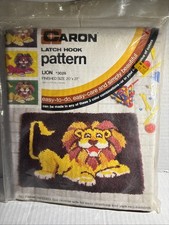 Caron Latch Hook Kit Lion Printed pattern on canvas#3026 -20x27 1977 New Sealed