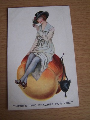 Frau auf Pfirsich Vintage Postkarte Hier sind zwei Pfirsiche für Sie Künstlerserie