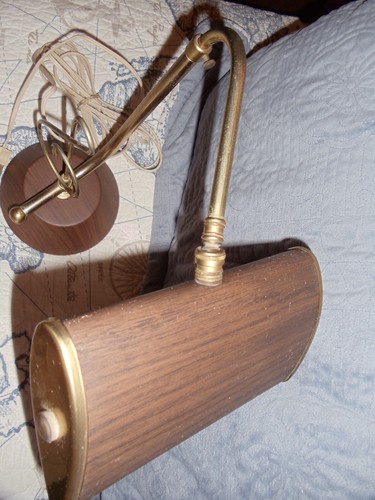 Brass Adjustable Piano Lamp Bankers Table Desk Light MCM vintage Musical note - Picture 4 of 8