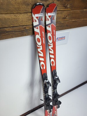 Ski Atomic femme 159 cm avec fixations | Kaufen auf