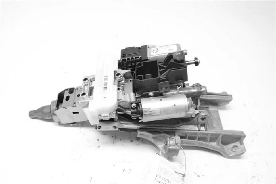 Columna de dirección usada se adapta a: Land Rover Range Rover Sport 2015 con lámparas antiniebla grado A Foto 2 de 4