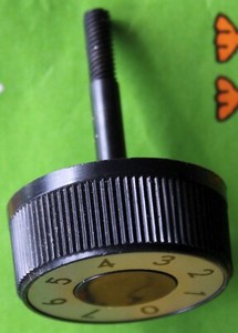 Abdeckung für Drehschalter aus Nähmaschine Neckermann Vollzickzack 434