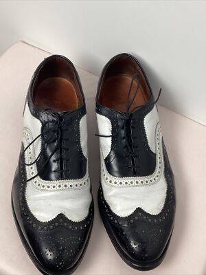 Allen Edmonds Broadstreet two-tone Oxford wingtip s-l400.jpg main image 3