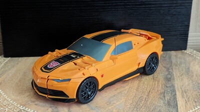 Transformers Buzzworthy Bumblebee Mega 1 Step 10'' Camaro Figure Missing A Wheel