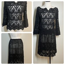 Vtg Women  s Crochet Skirt  Top Set Black With Pearl Button Detail Boat Neck