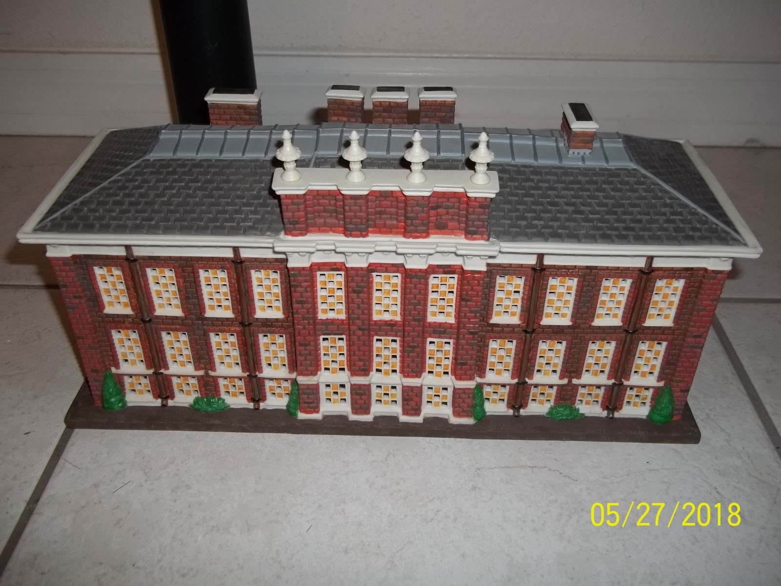 Picture 9 of 12