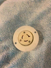 HUBBELL HBL4585C INSULGRIP GLANGED RECEPTACLE 15A 250V 2-POLE 3-WIRE GROUNDING